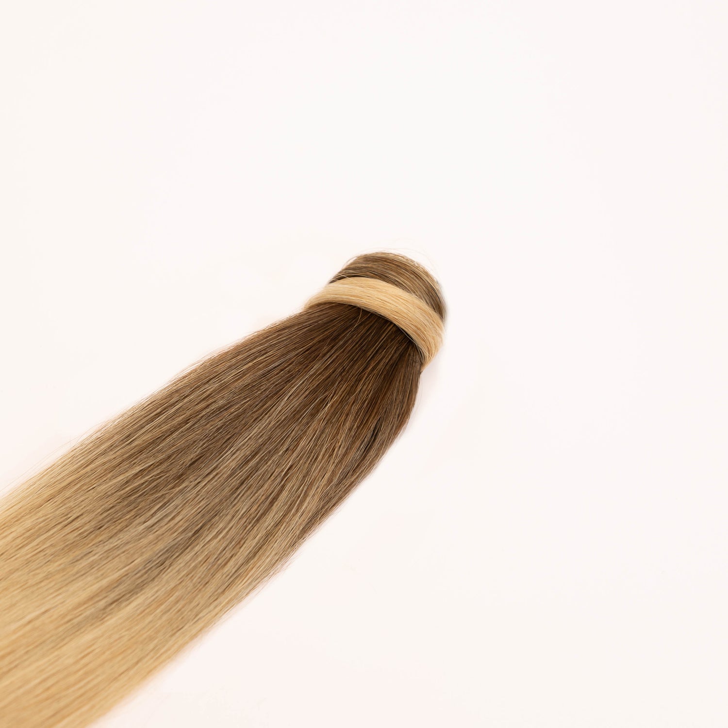 Natūralių plaukų prisegama kasa 50cm/80g 