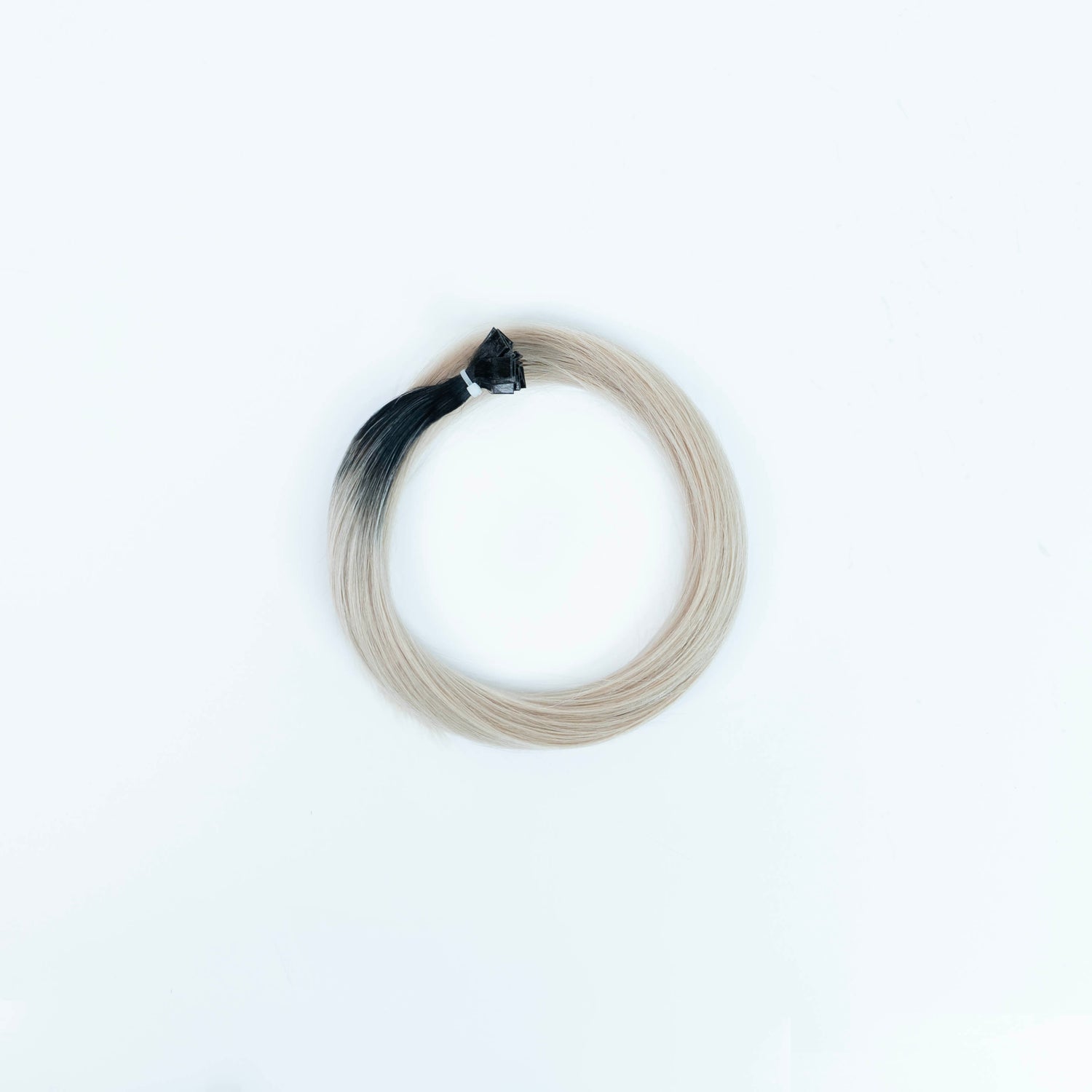 Natūralių plaukų sruogos su keratino kapsule 